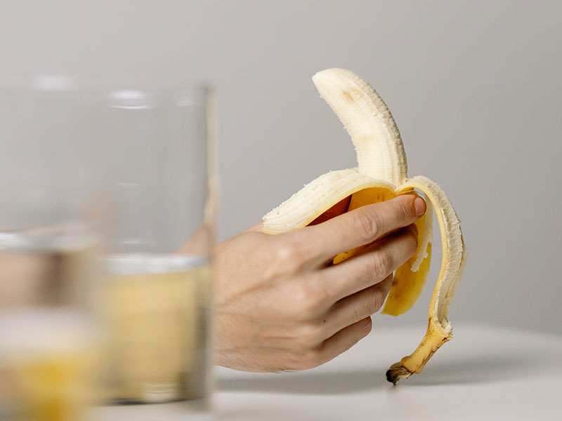 Een ontslag om dringende reden omwille van het eten van een banaan: hoe ernstig moet de dringende reden zijn?